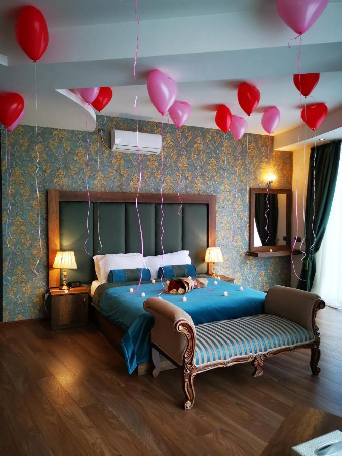 Green Queen Hotel Tbilisi Bagian luar foto