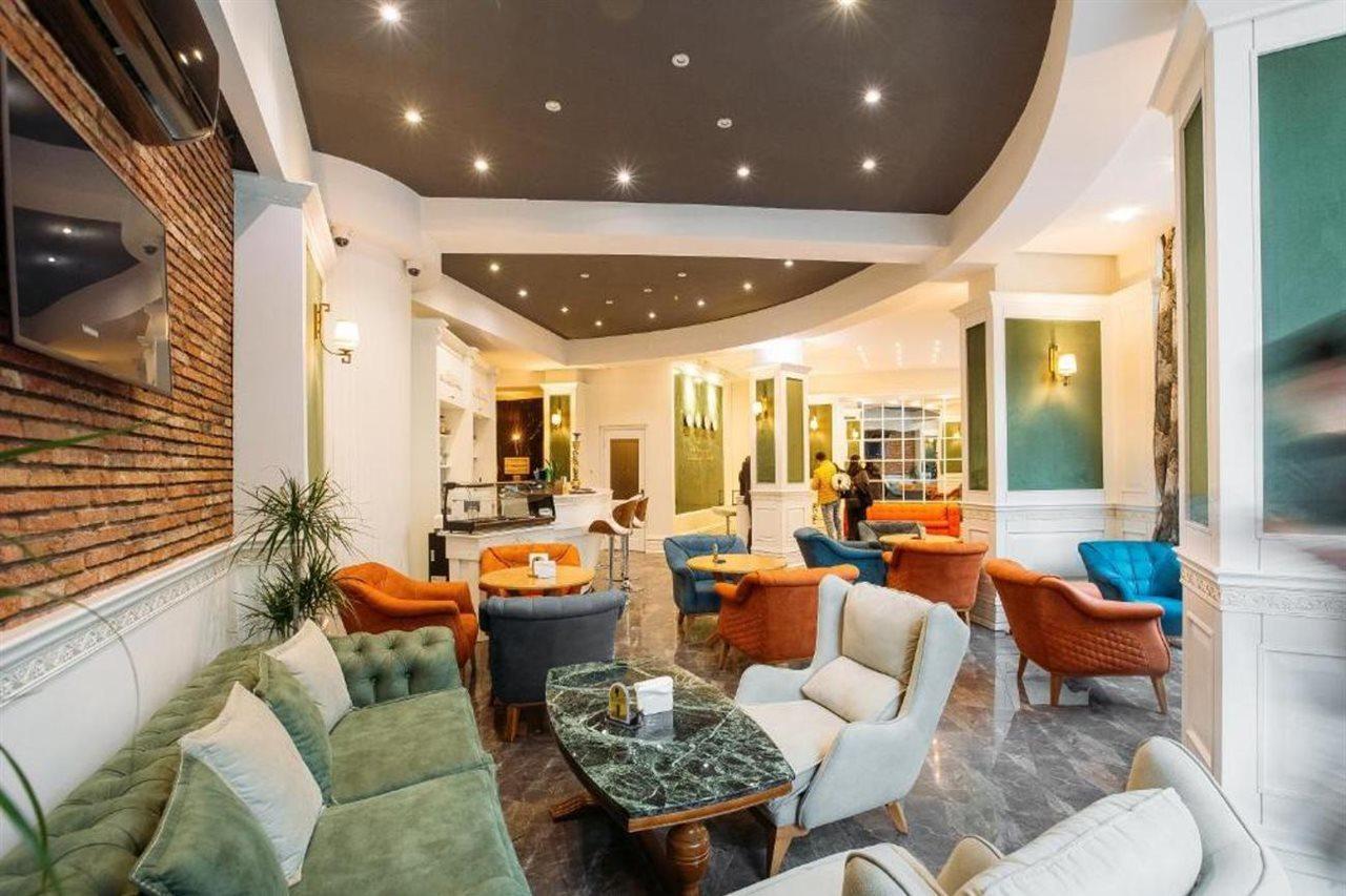 Green Queen Hotel Tbilisi Bagian luar foto