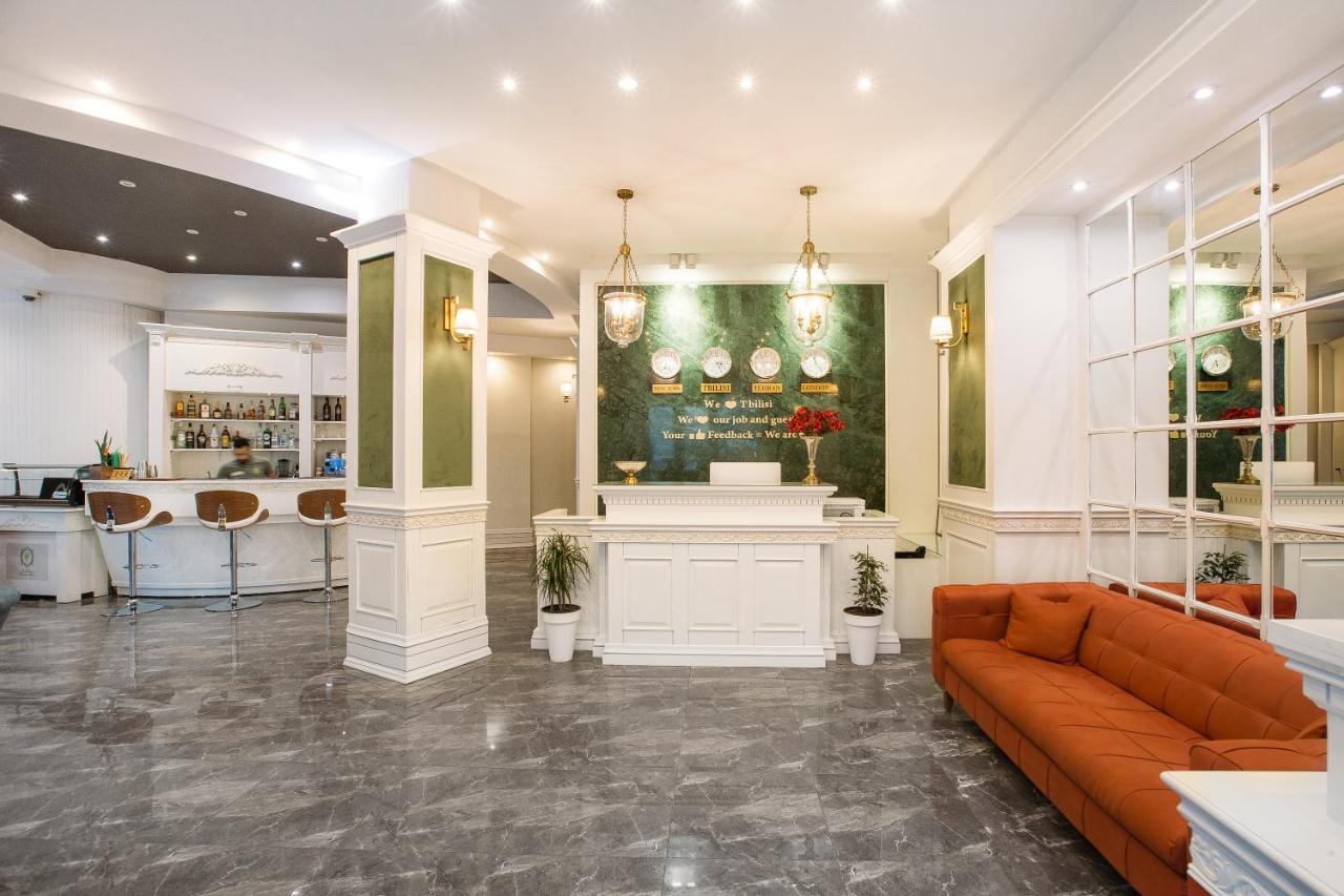 Green Queen Hotel Tbilisi Bagian luar foto
