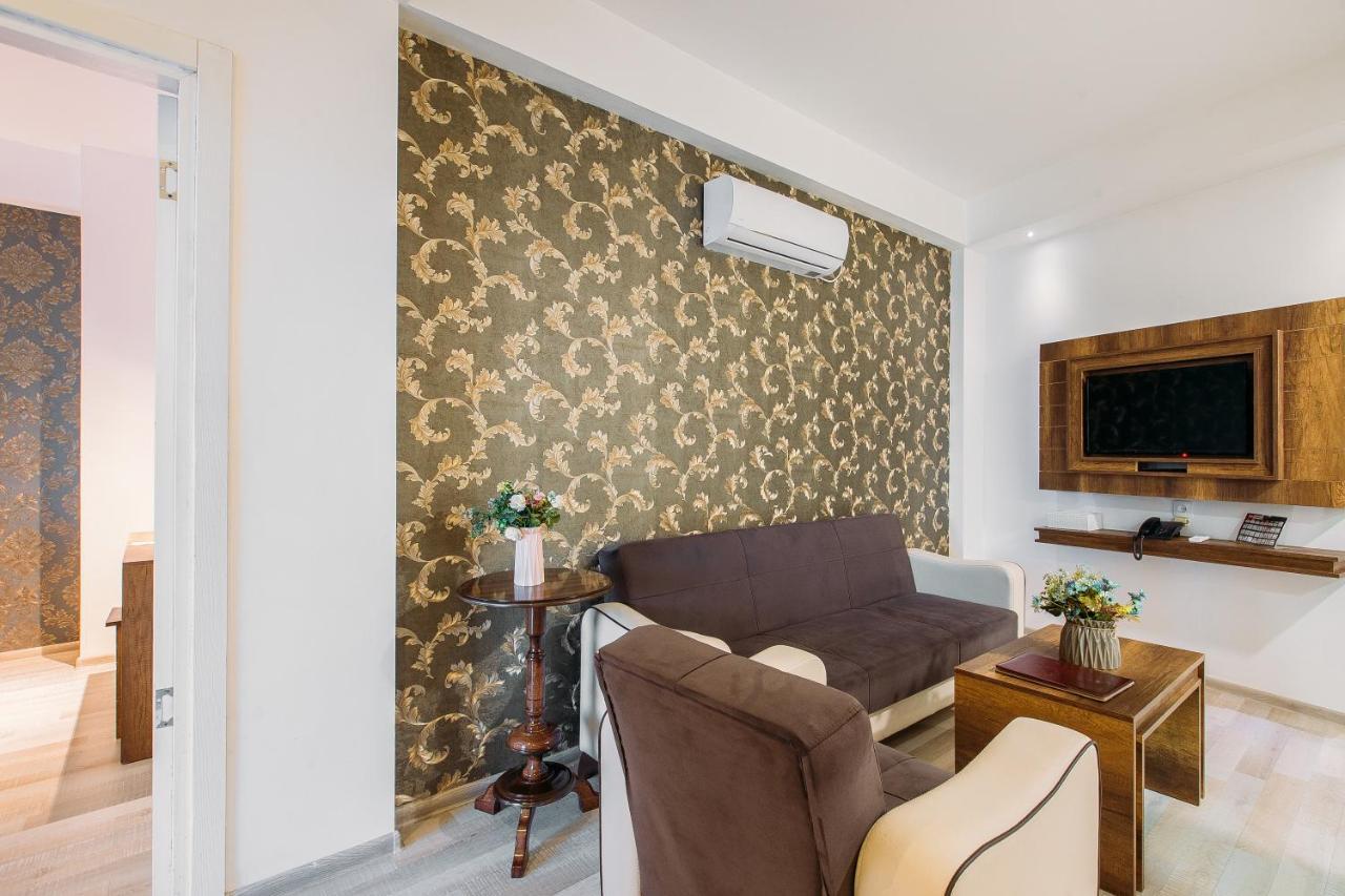 Green Queen Hotel Tbilisi Bagian luar foto