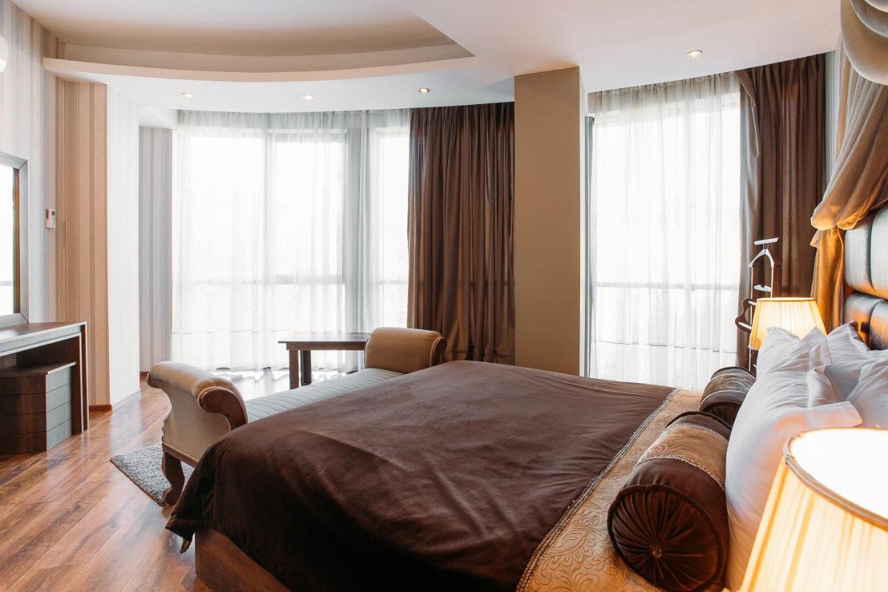 Green Queen Hotel Tbilisi Bagian luar foto