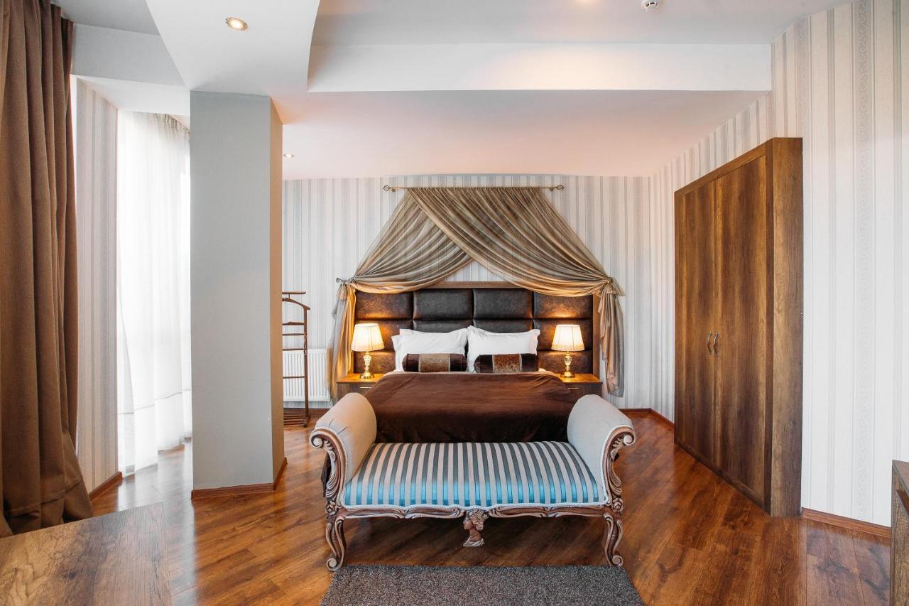 Green Queen Hotel Tbilisi Bagian luar foto